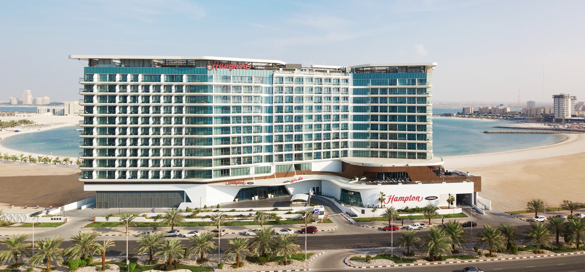 Hotel Hampton by Hilton Marjan Island - Ras al Khaimah, Spojené Arabské Emiráty - foto 2