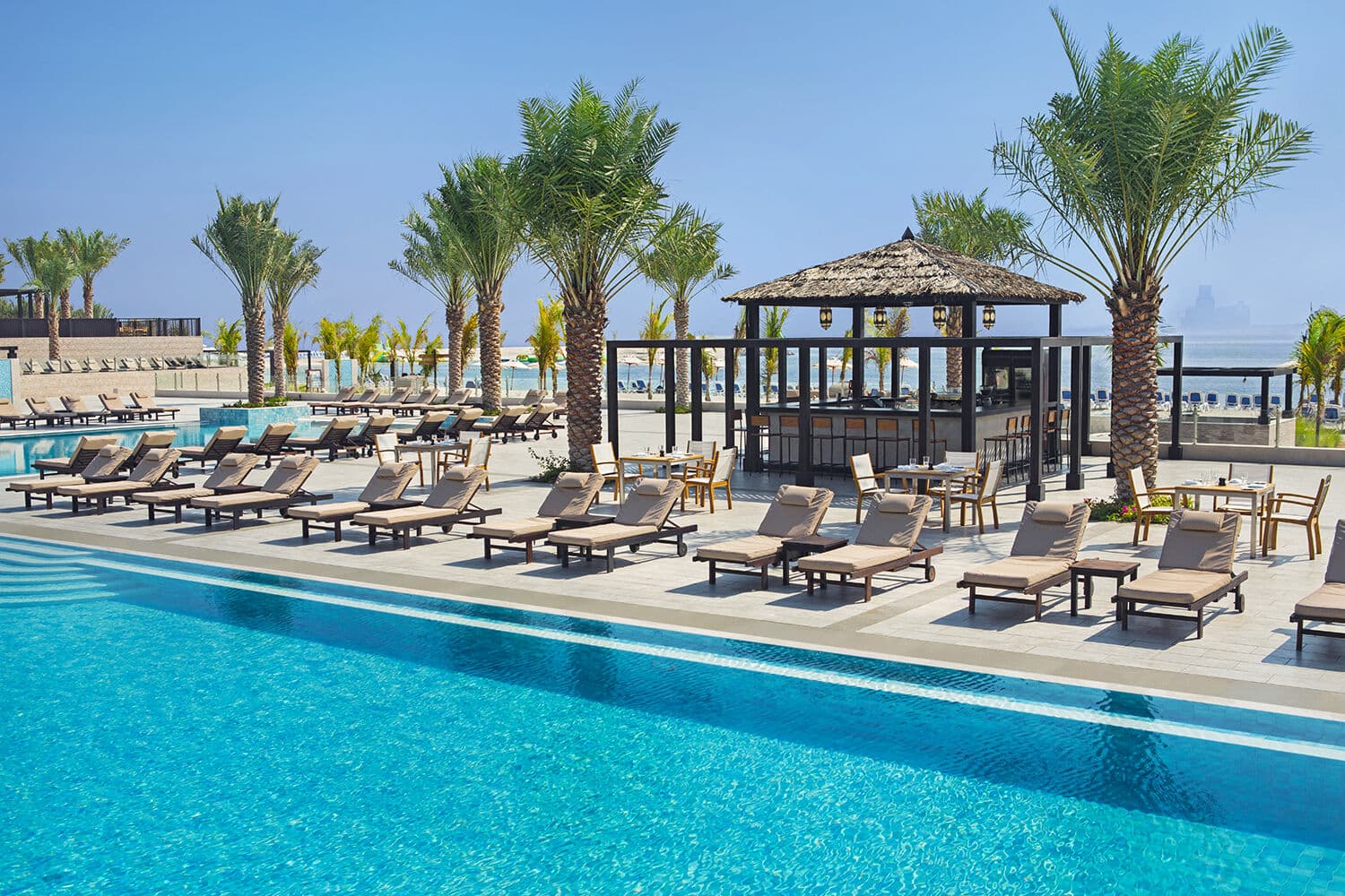 Hotel The Bay Club - Doubletree by Hilton Marjan Island - Ras al Khaimah, Spojené Arabské Emiráty - foto 4