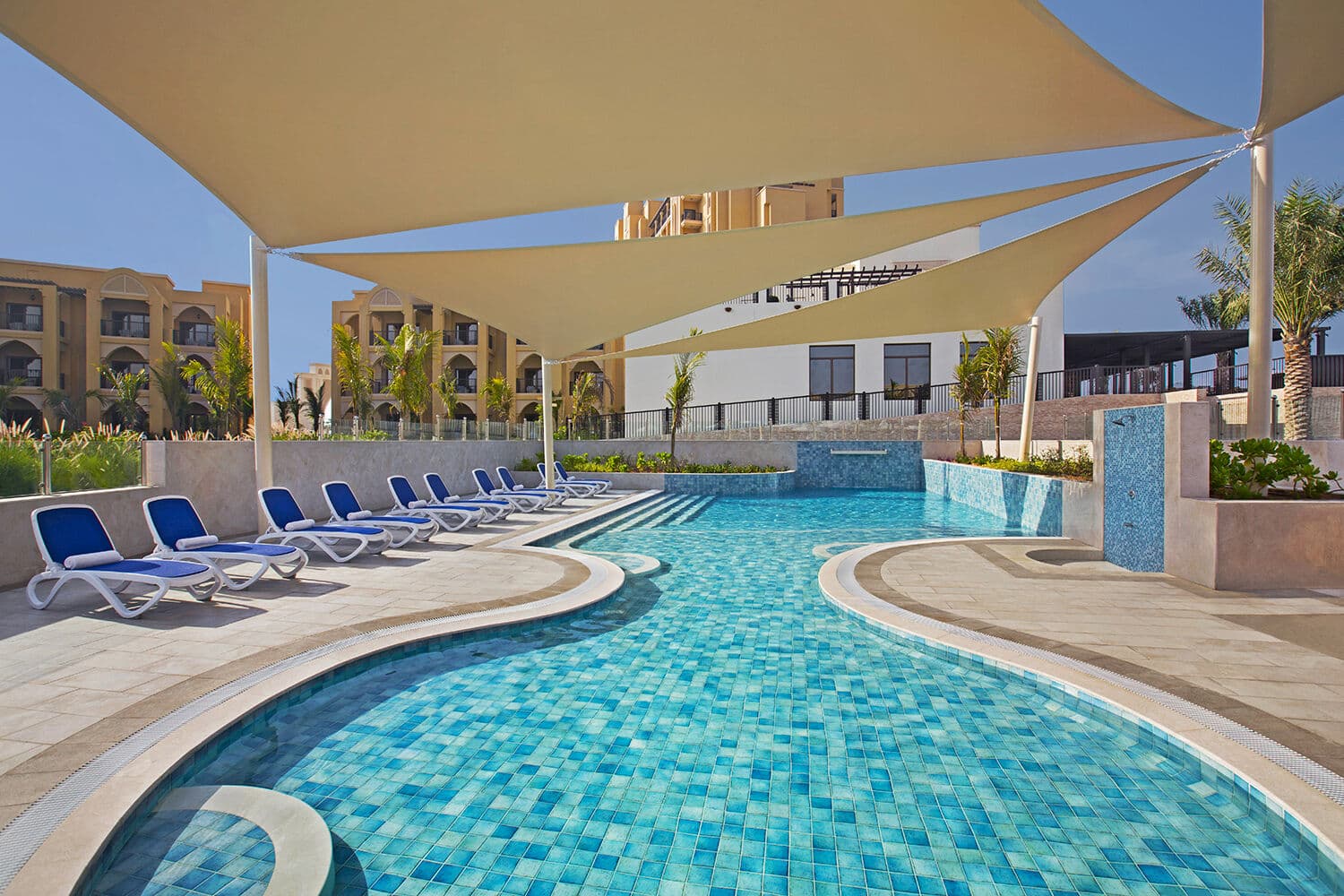 Hotel The Bay Club - Doubletree by Hilton Marjan Island - Ras al Khaimah, Spojené Arabské Emiráty - foto 3