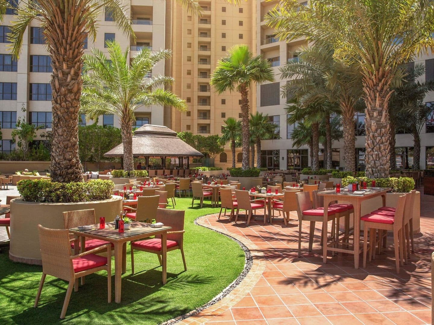 Hotel Amwaj Rotana Jumeirah Beach Dubai - Dubaj, Spojené Arabské Emiráty - foto 16
