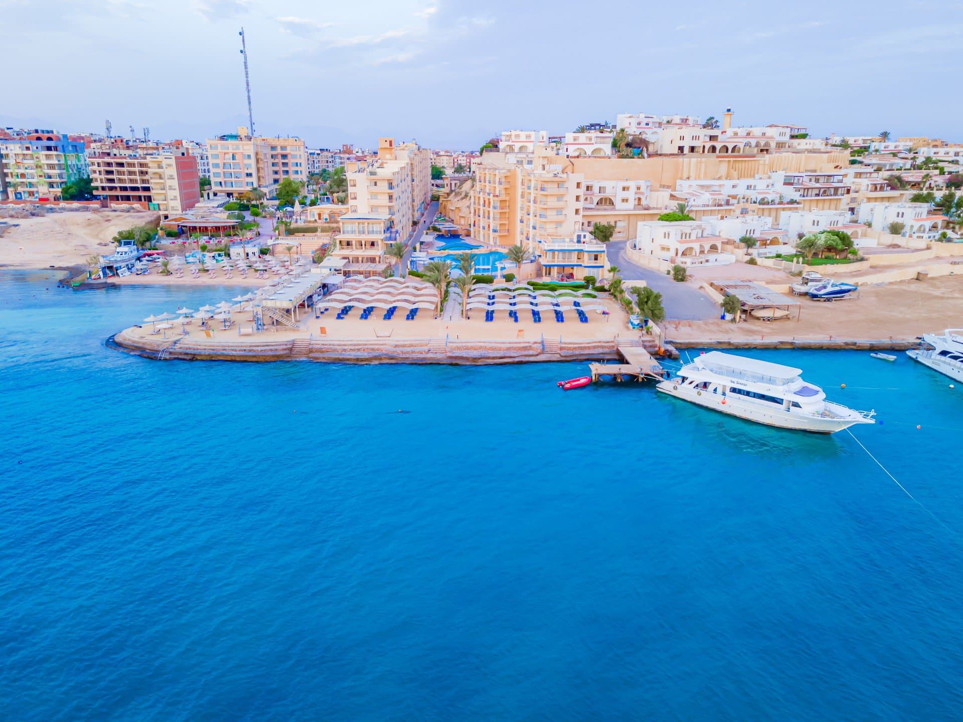 King Tut Resort - Hurghada, Egypt - foto 4