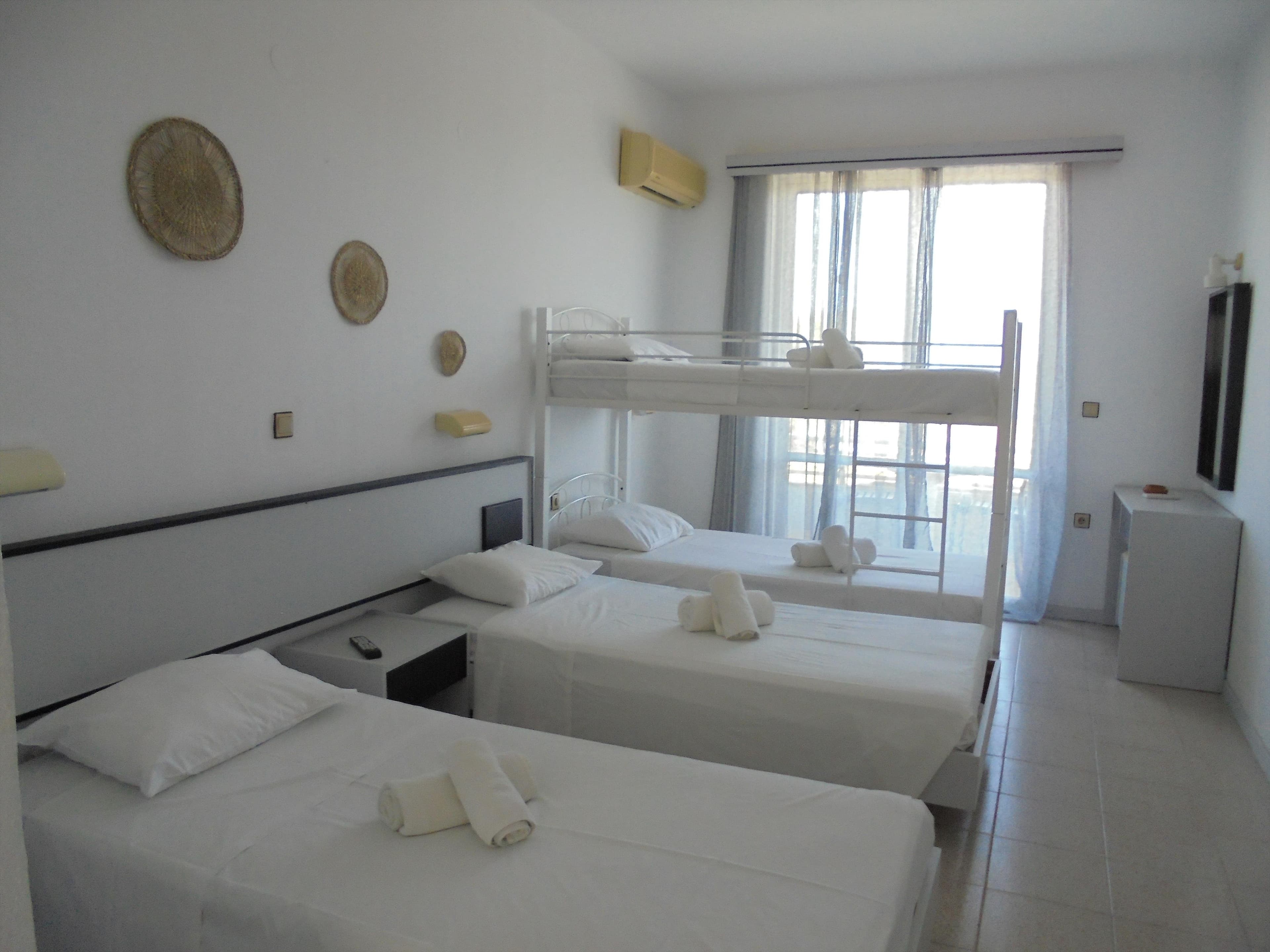 Asterias Bay - Rhodos, Grécko - foto 13
