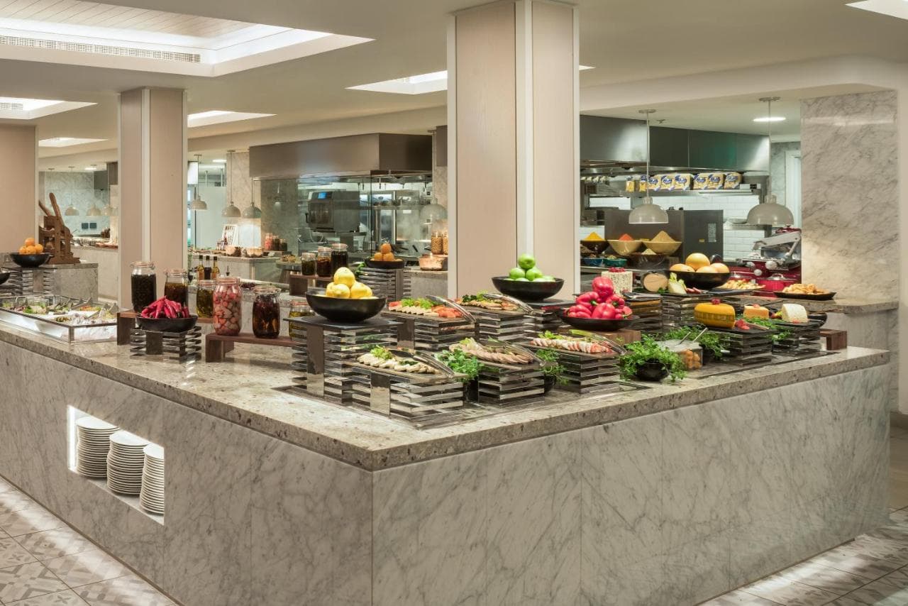 Hotel Crowne Plaza Muscat - Muscat, Omán - foto 10