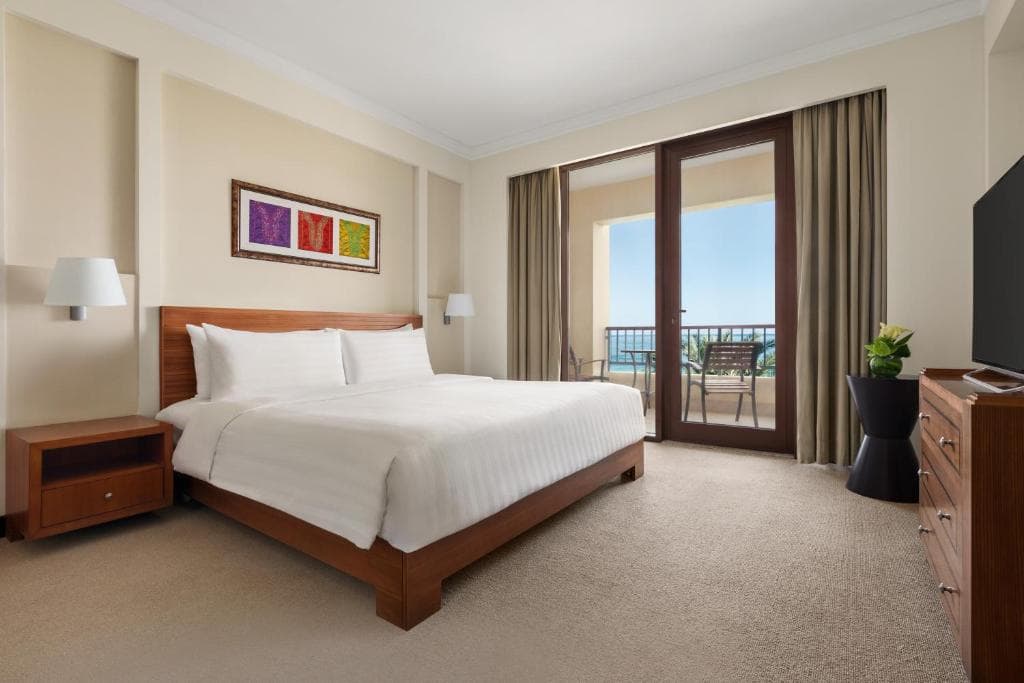 DoubleTree by Hilton Muscat Al Waha (ex. Shangri-La Barr Al Jissah - Al Waha) - Pláž