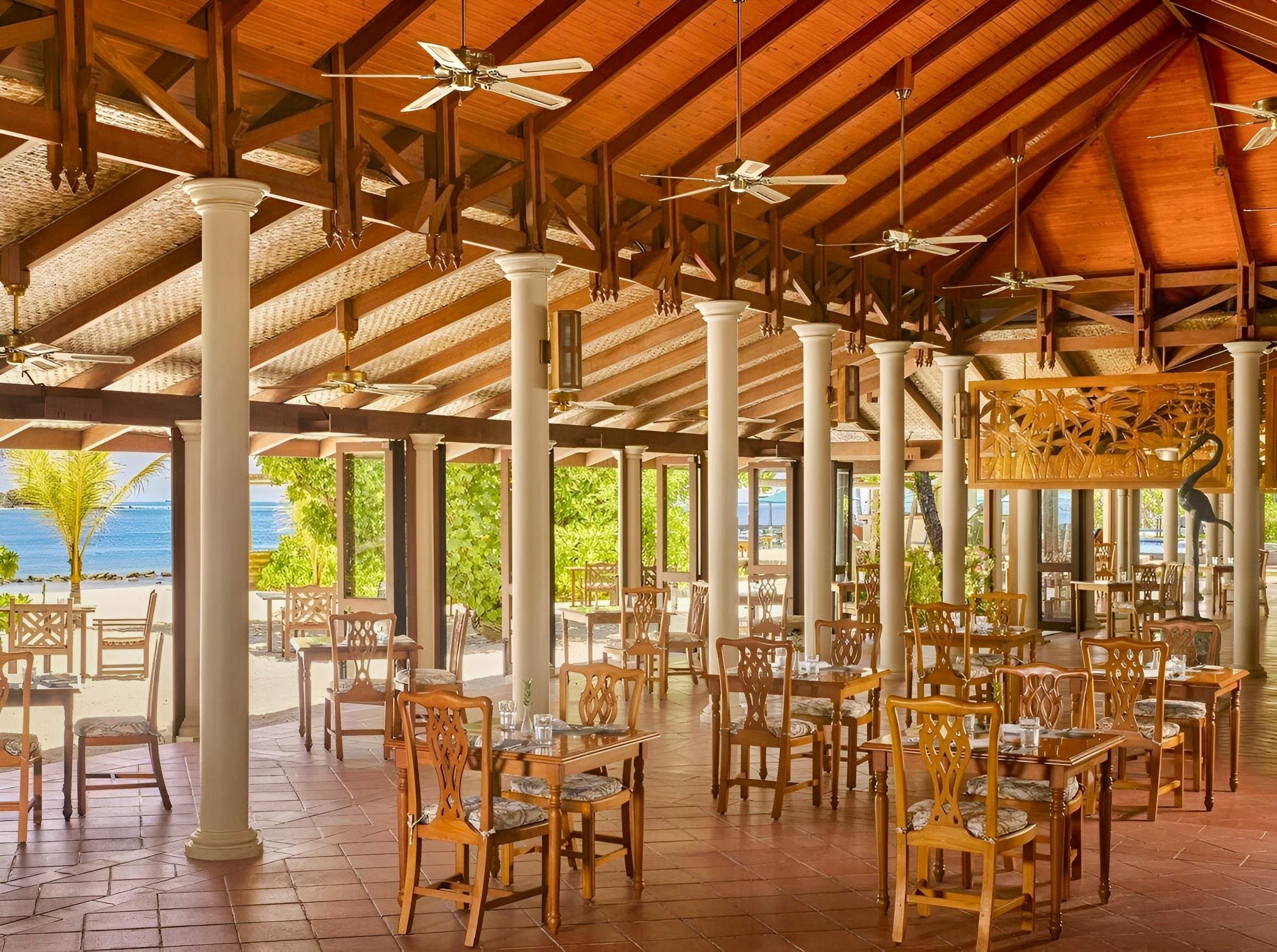 Royal Island Resort & Spa - Maldivy, Maldivy - foto 14