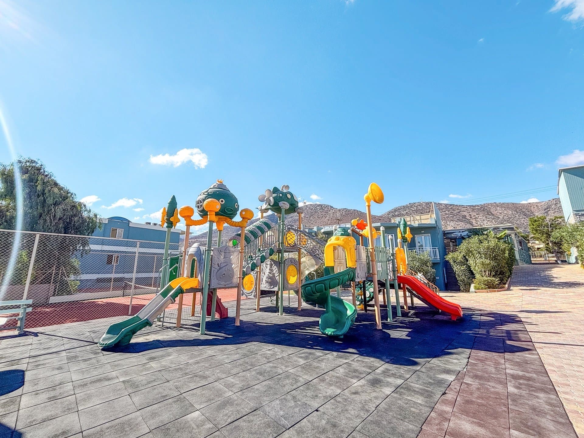 Eri Beach Resort - Zábava