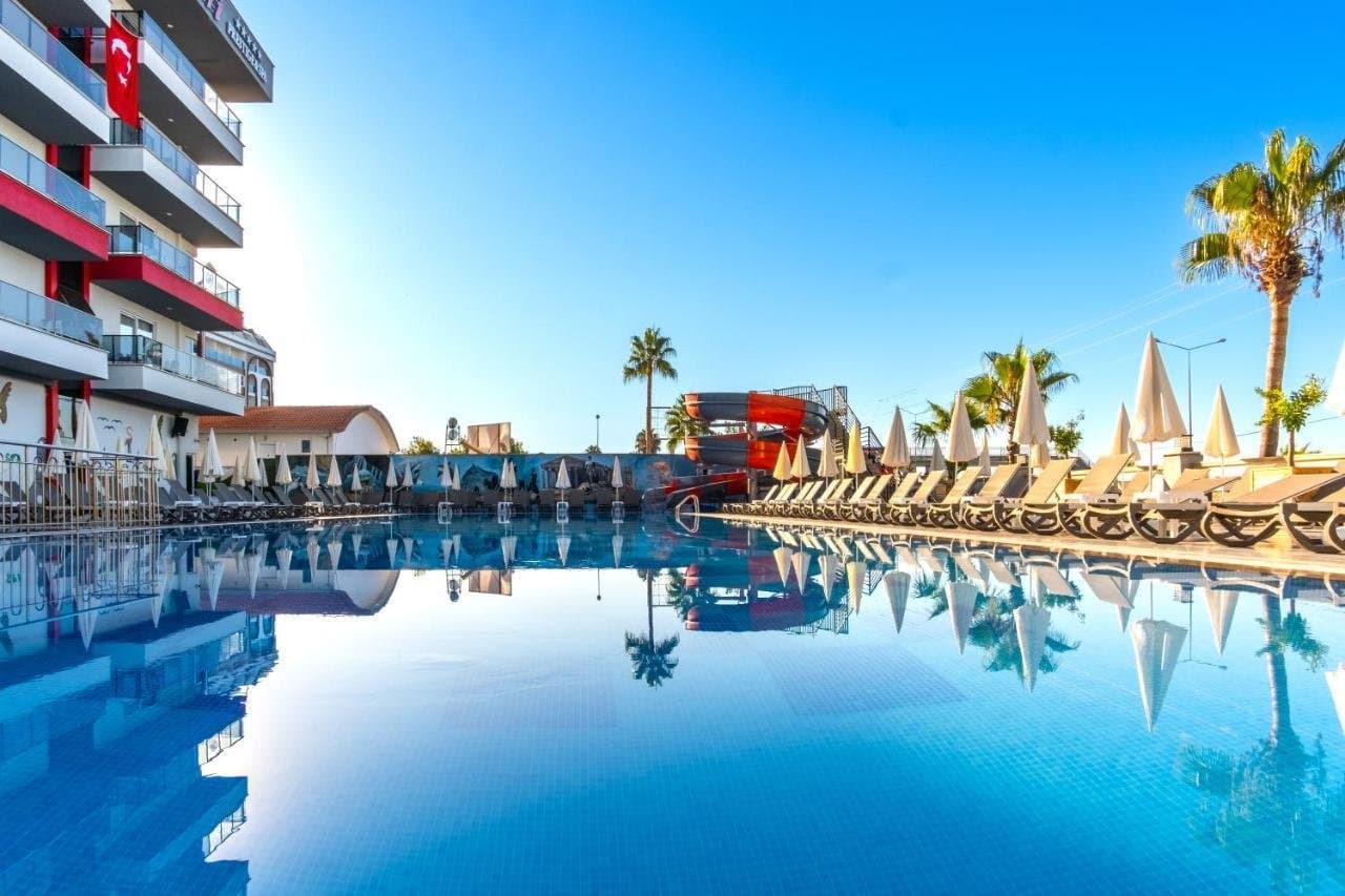 GRAND KOLIBRI PRESTIGE & SPA – Turecko